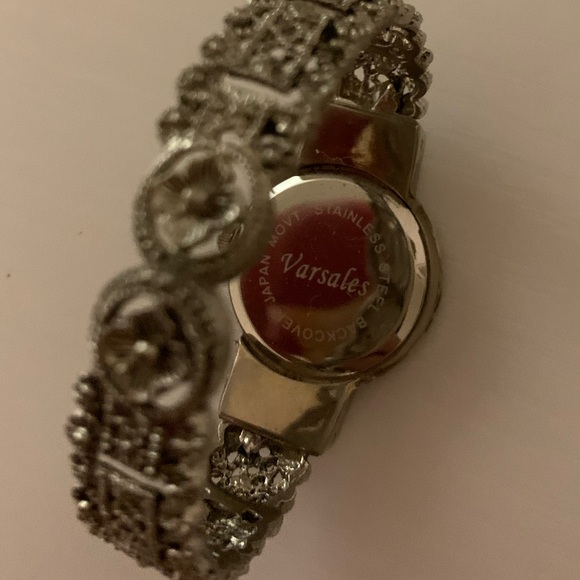 Women’s silver Varsales Cuff watch - Picture 5 of 6